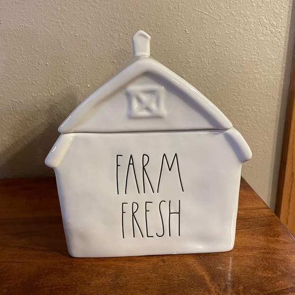 Rae Dunn Kitchen New Rae Dunn Farm Feesh Barn Canister Poshmark